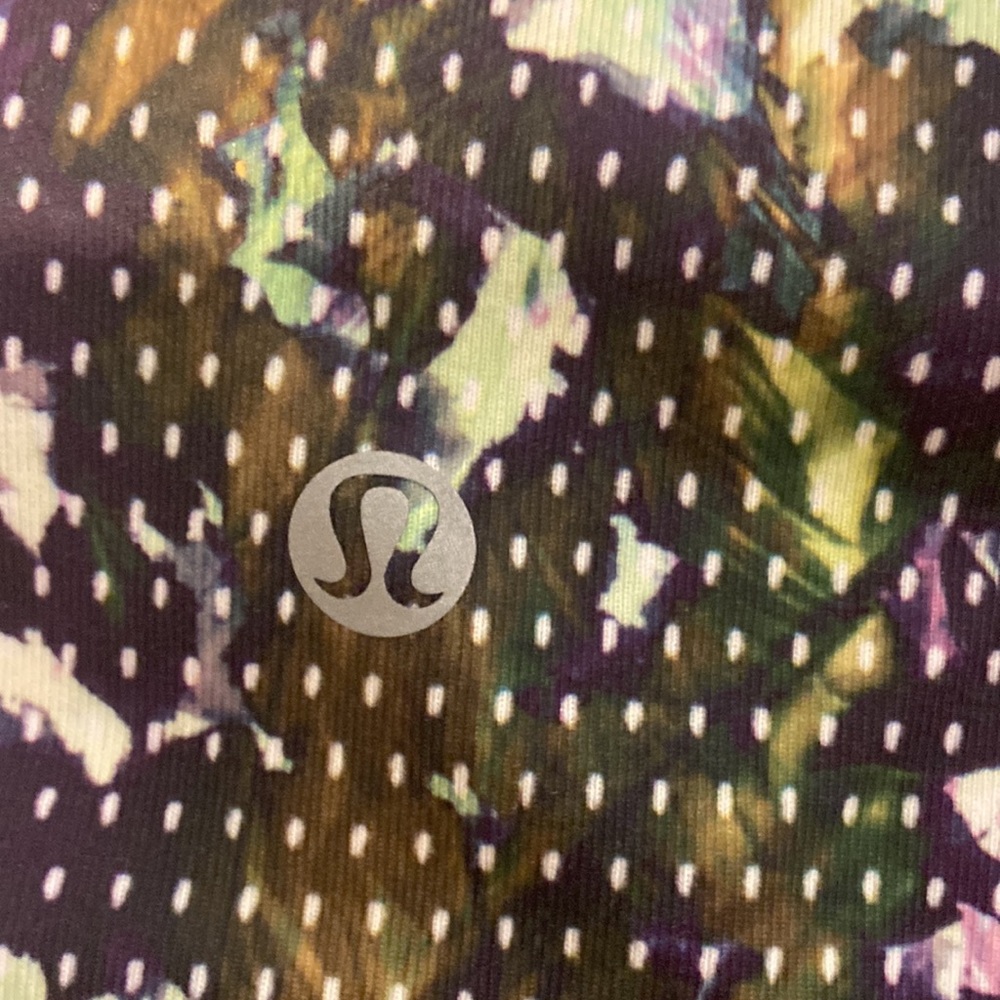 Lululemon Tank - Picture 4 of 5